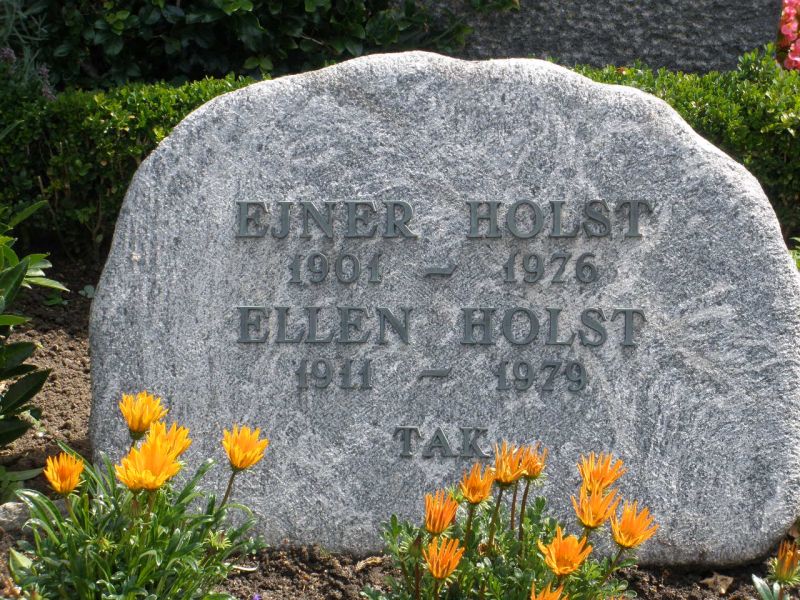 Ellen Holst .JPG